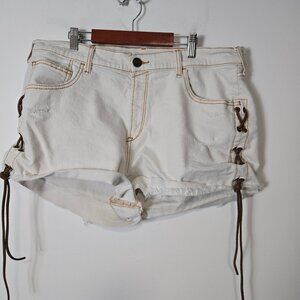 Ariat Women's Size 34 Lace-Up 3" Ecru White Shorts Denim Cut-Off Shorts